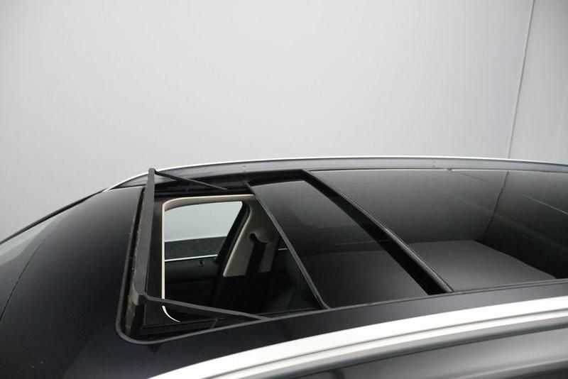 Second-hand BMW 320 Executive 190 CP (139 kW) 2020 Negru Break