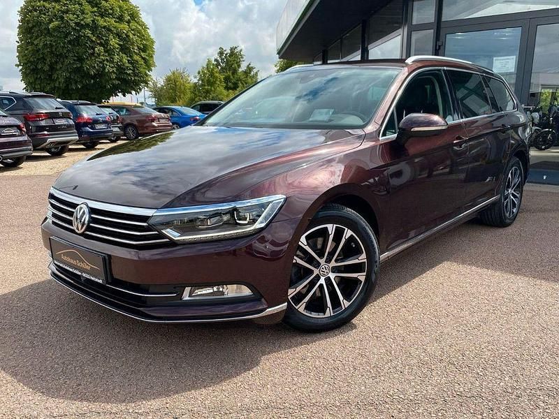 Rot Gebraucht 2017 VW Passat Pro Kombi | 22.470 € (Etwas zu teuer) - Bild 1/4