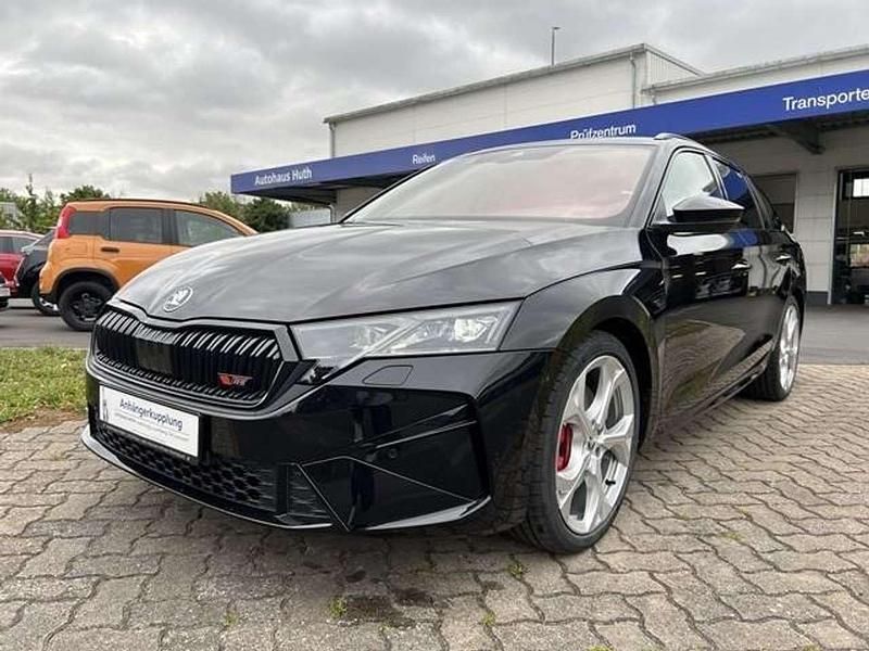 Neu Skoda Octavia RS 265 PS (194 kW) 2025 Schwarzmagic perleffekt Kombi