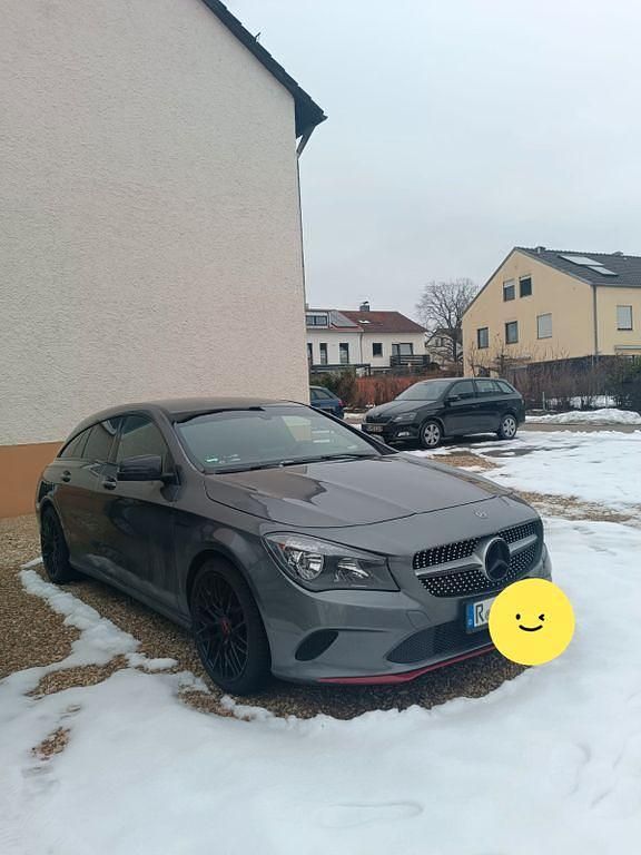 Gebraucht Mercedes CLA180 Shooting Brake Edition 122 PS (89 kW) 2018 Grau Kombi