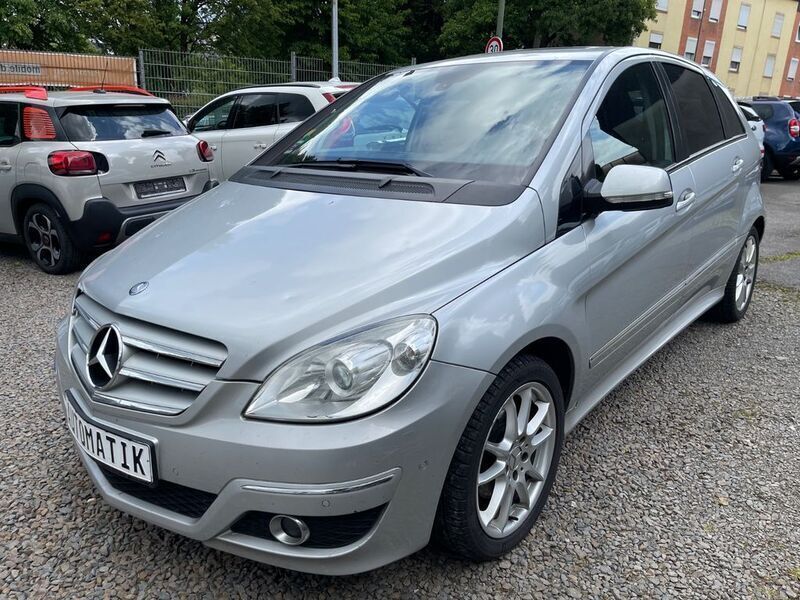 Silber Gebraucht 2008 Mercedes B180 Van / Kleinbus | 4.990 € (Fairer Preis) - Bild 1/4