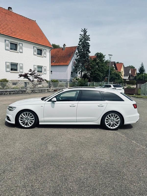 Gebraucht Audi A6 S-Line 218 PS (160 kW) 2015 Weiß Kombi