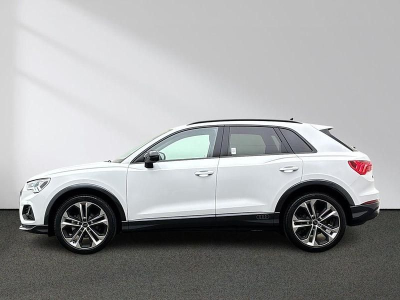 Gebraucht Audi Q3 Advanced 150 PS (110 kW) 2025 Gletscherweiß SUV
