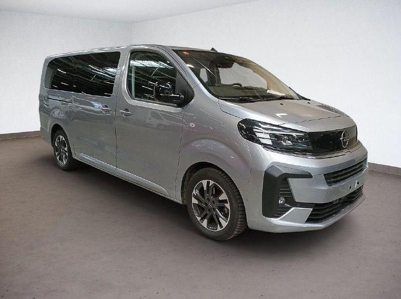 Quarz silber/kontrast g Gebraucht 2024 Opel Zafira Life Van | 32.960 € - Bild 1/4