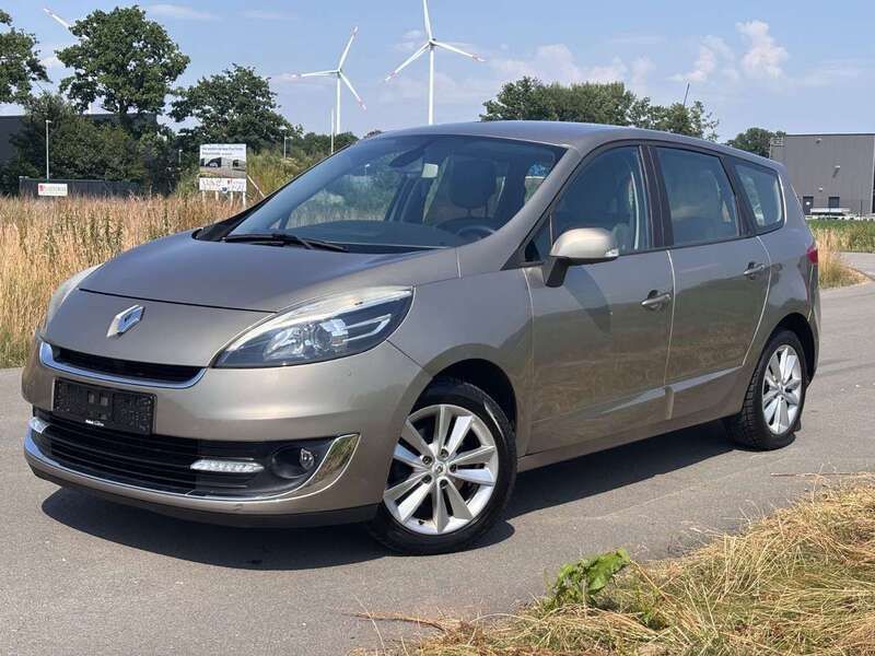 Stone Gebraucht 2013 Renault Grand Scénic III Dynamique Van / Kleinbus | 3.450 € (Guter Preis) - Bild 1/4