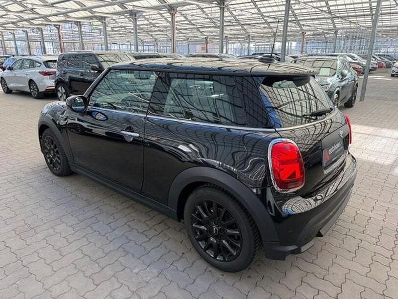 Gebraucht Mini ONE Essential 102 PS (75 kW) 2022 Schwarz Kleinwagen