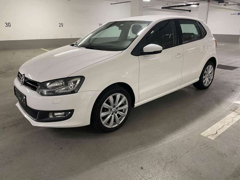 Weiß Gebraucht 2014 VW Polo Highline Kleinwagen | 7.900 € (Guter Preis) - Bild 1/4