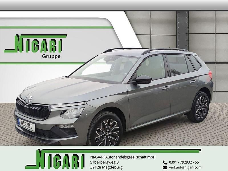 Grau Neu 2025 Skoda Kamiq Selection SUV | 27.390 € (Fairer Preis) - Bild 1/4