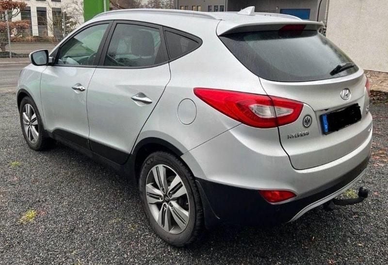 Silber Gebraucht 2014 Hyundai ix35 Style SUV | 11.600 € (Fairer Preis) - Bild 1/4