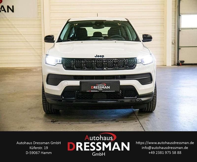 Neu Jeep Compass Longitude 131 PS (96 kW) 2025 Weiß SUV