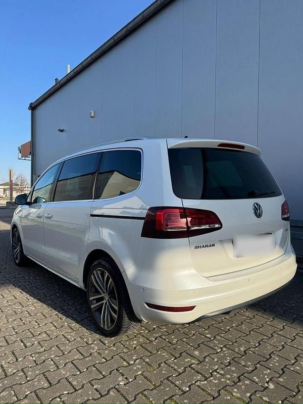 Gebraucht VW Sharan Highline 220 PS (161 kW) 2016 Weiß Van / Kleinbus