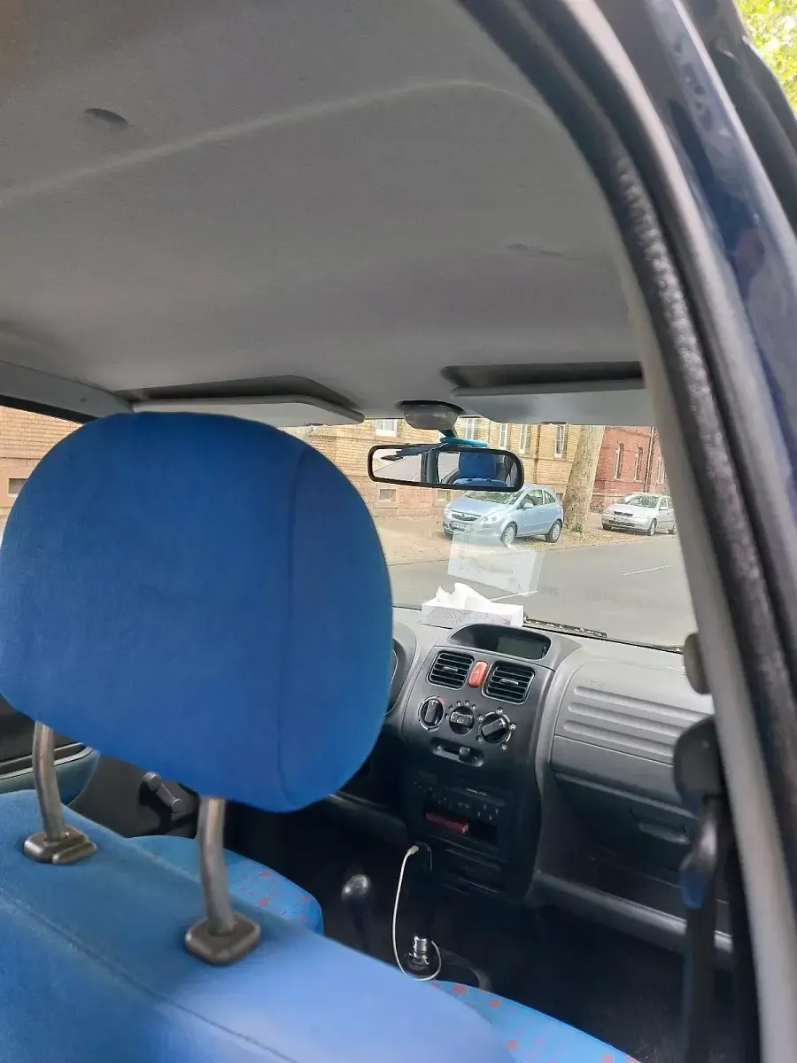 Occasion Opel Agila 56 ch (41 kW) 2001 Bleue Monospace