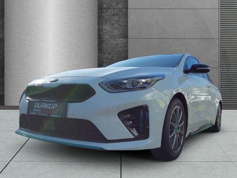 Gebraucht Kia ProCeed GT-Line 140 PS (102 kW) 2019 Weiß Limousine