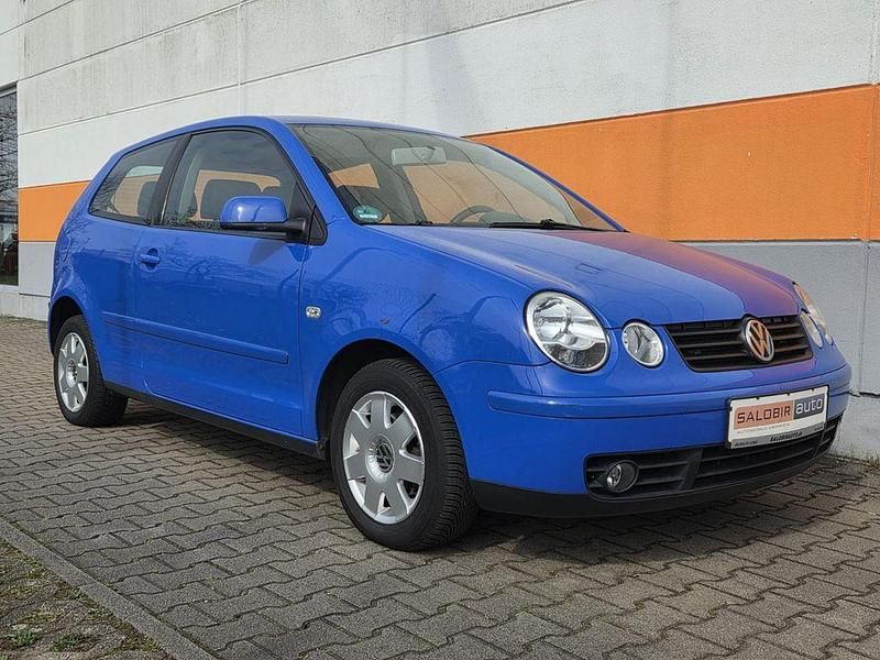 Gebraucht VW Polo Highline 64 PS (47 kW) 2003 Blau Kleinwagen