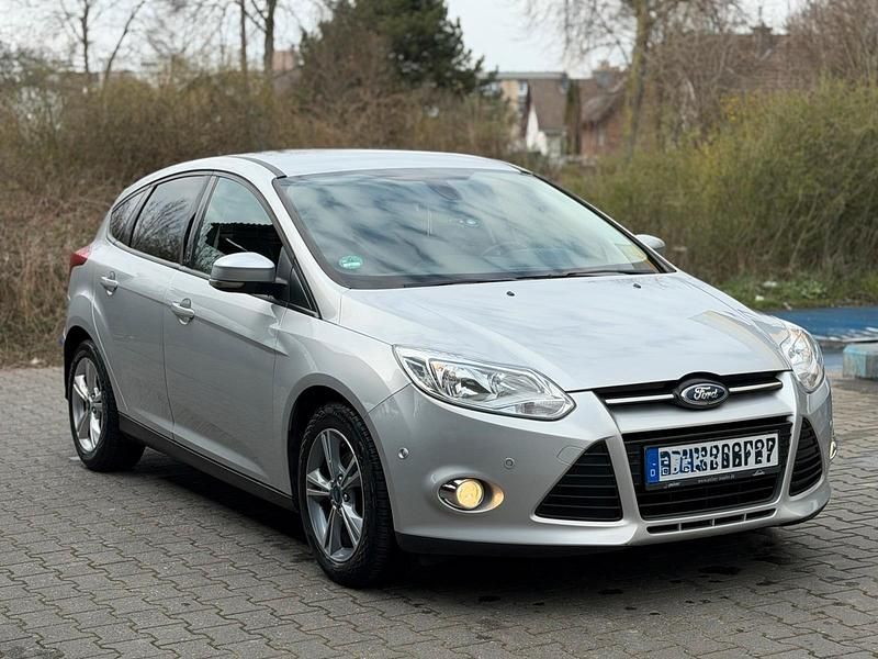Second-hand Ford Focus 125 CP (91 kW) 2013 Gri Hatchback