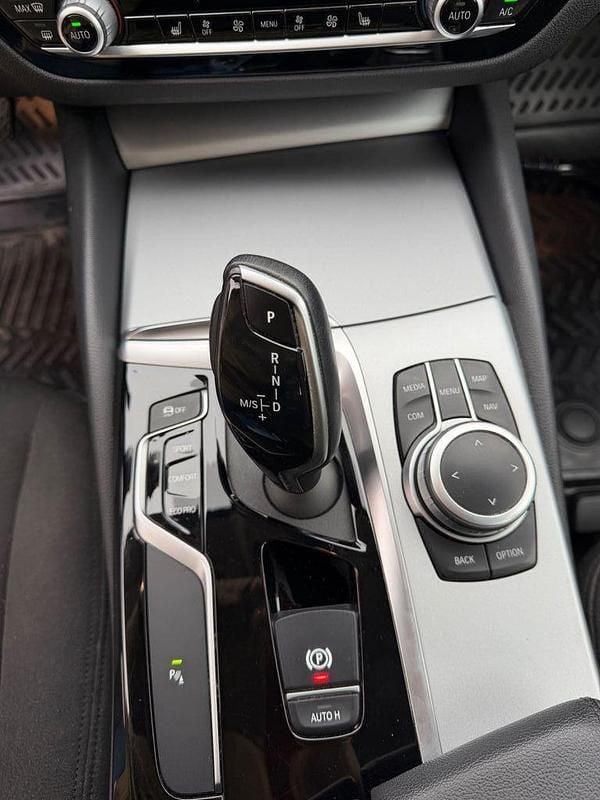 Gebraucht BMW 520 190 PS (139 kW) 2021 Schwarz Kombi