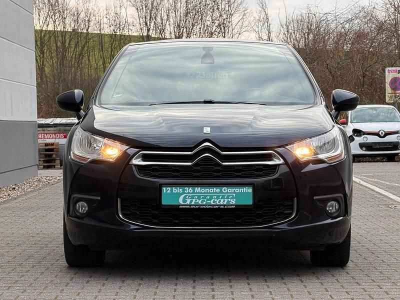 Gebraucht Citroën DS4 116 PS (85 kW) 2015 Blau Kleinwagen