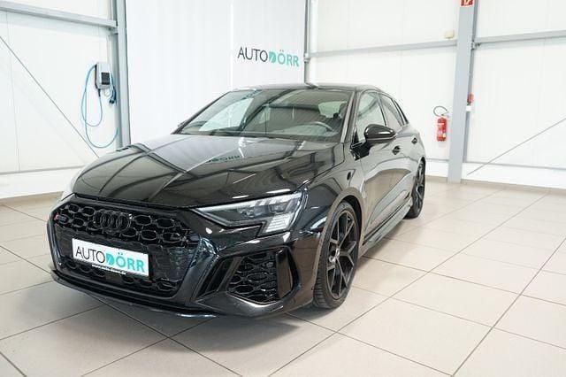 Schwarz Gebraucht 2021 Audi RS3 Sportback Sport Kleinwagen | 49.900 € (Fairer Preis) - Bild 1/4