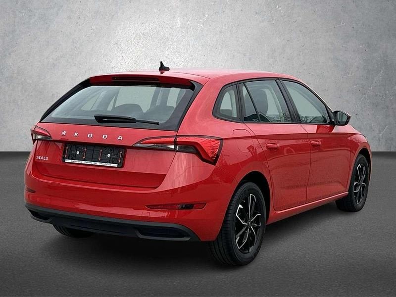 Używany Skoda Scala Active 95 KM (69 kW) 2020 Czerwony Hatchback
