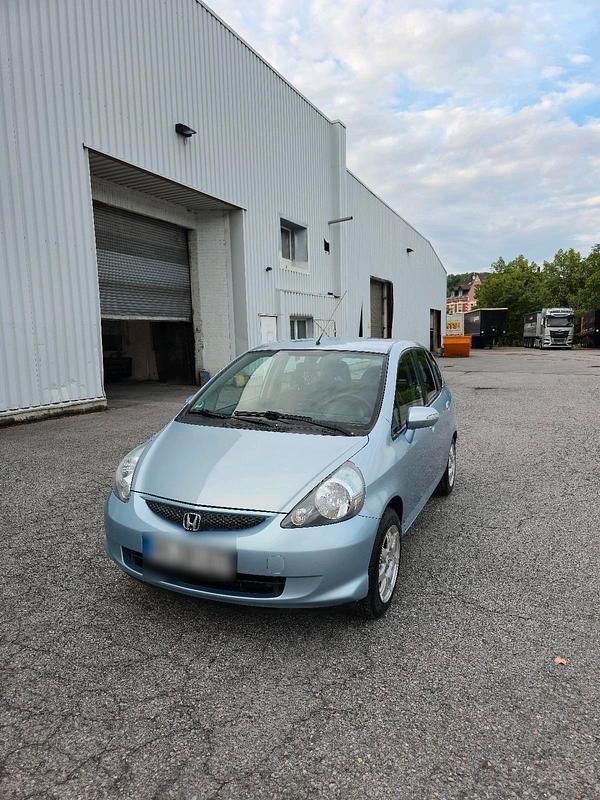 Blau Gebraucht 2005 Honda Jazz LS Kleinwagen | 2.400 € (Etwas zu teuer) - Bild 1/4