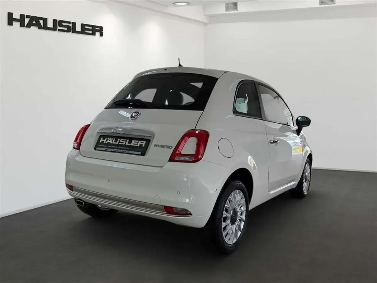 Gebraucht Fiat 500 Dolcevita 71 PS (52 kW) 2022 Weiß Kleinwagen
