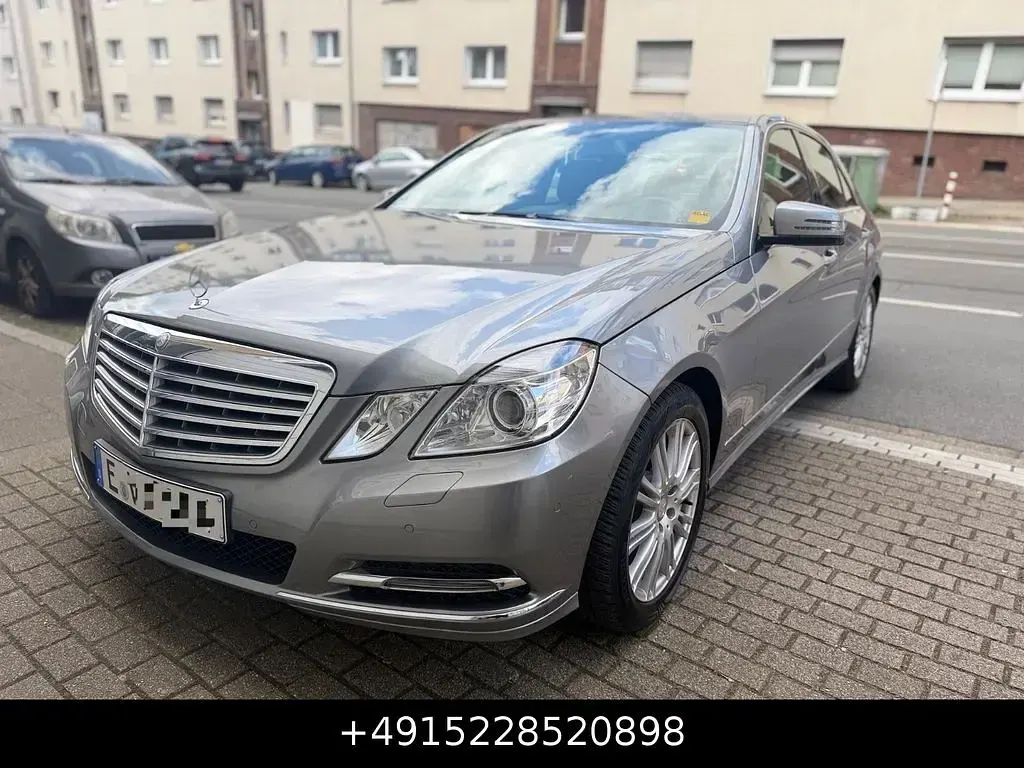 Gebraucht Mercedes E200 184 PS (135 kW) 2013 Palladiumsilber  metalliclack Limousine