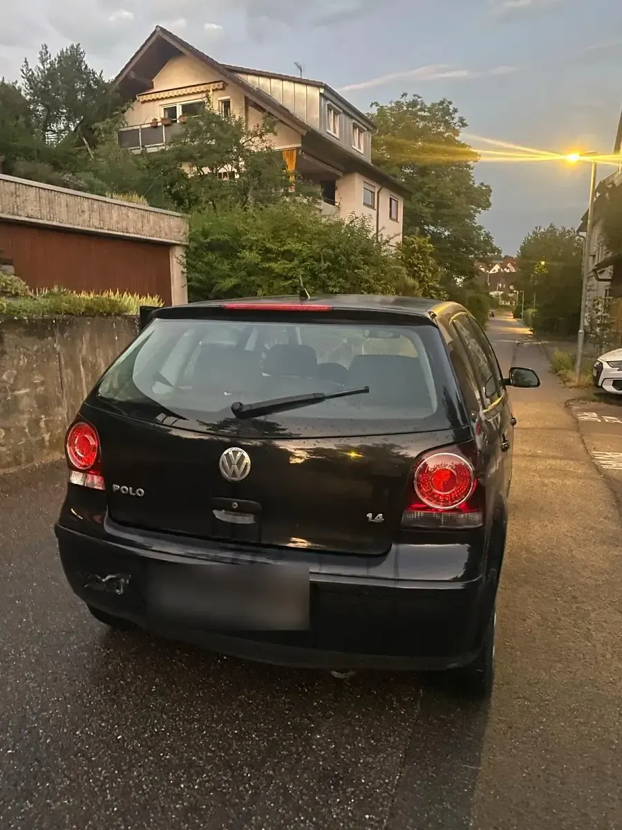 Gebraucht VW Polo 90 PS (66 kW) 2006 Schwarz Kleinwagen