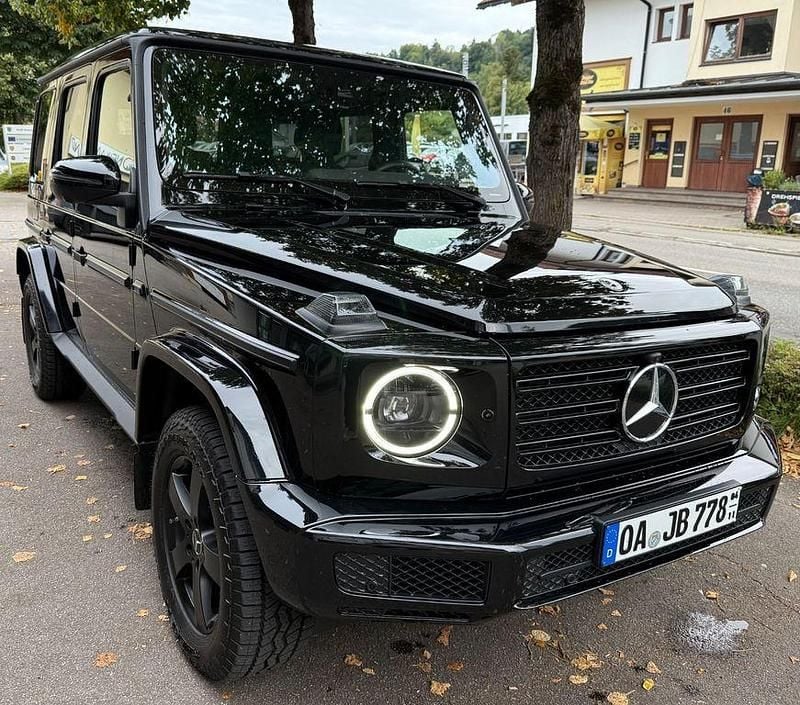 Schwarz Gebraucht 2023 Mercedes G400 Night SUV | 139.990 € (Guter Preis) - Bild 1/4