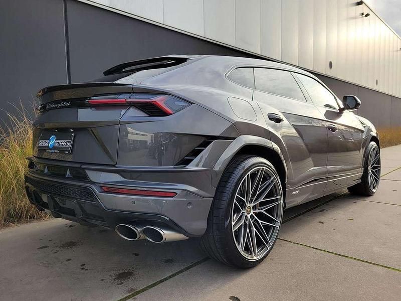 Gebraucht Lamborghini Urus 666 PS (489 kW) 2024 Grau SUV