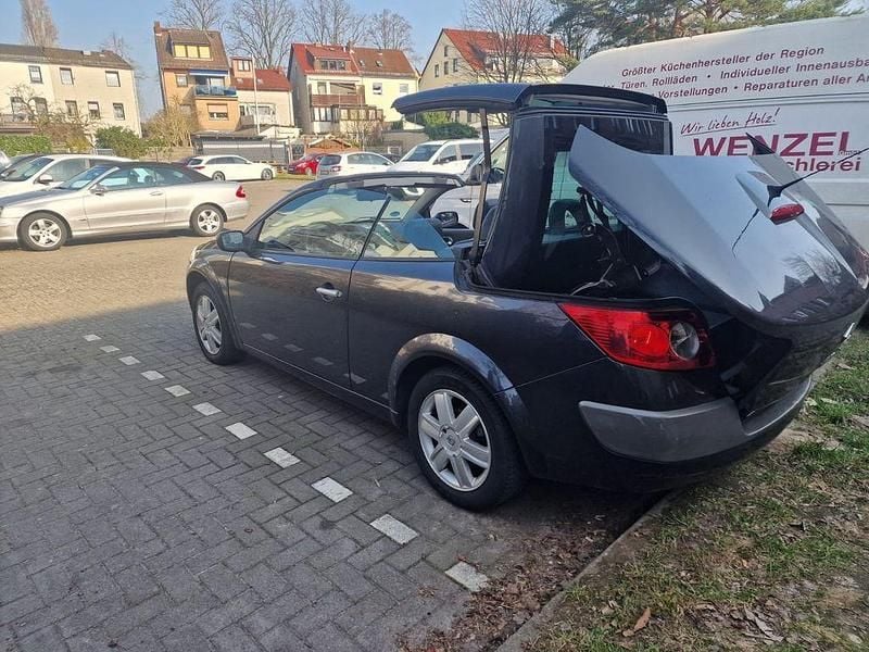 Gebraucht Renault Mégane Cabriolet Privilege 135 PS (99 kW) 2005 Grau Cabrio