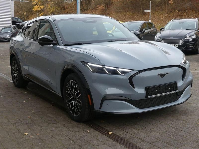 Gebraucht Ford Mustang Mach-E Premium 216 kW (294 PS) 2024 Grau SUV