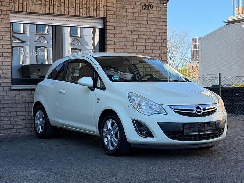 Gebraucht Opel Corsa 87 PS (63 kW) 2012 Kleinwagen