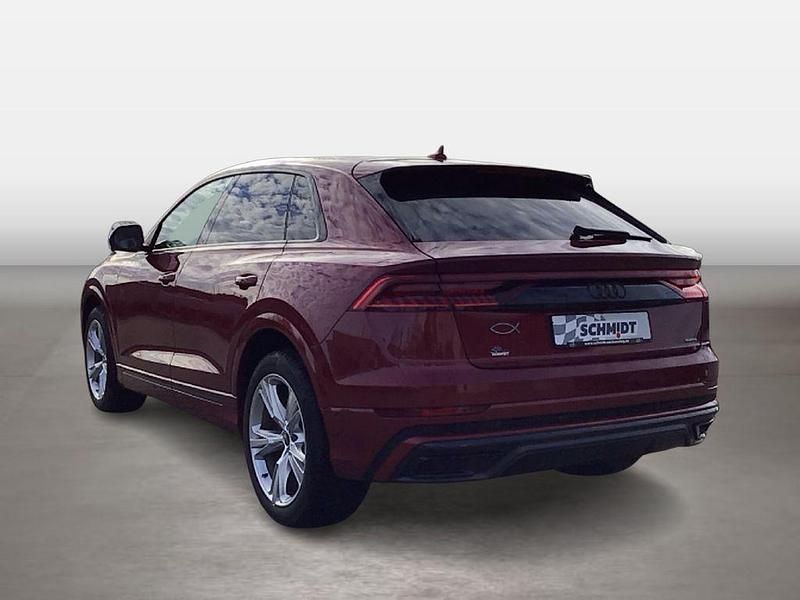Gebraucht Audi Q8 Competition 286 PS (210 kW) 2023 Rot SUV