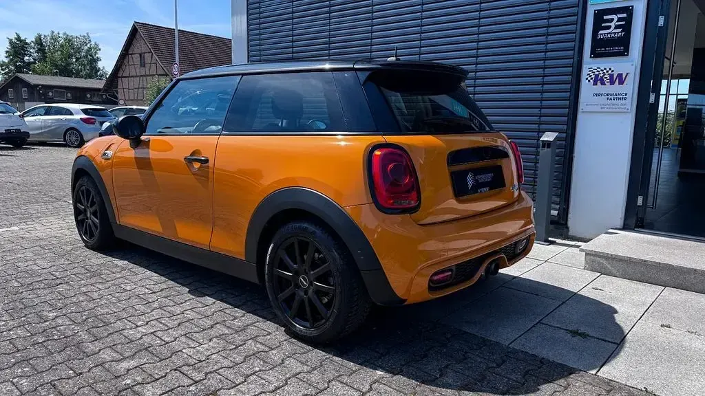 Gebraucht Mini Cooper S 192 PS (141 kW) 2014 Volcanic orange Kleinwagen