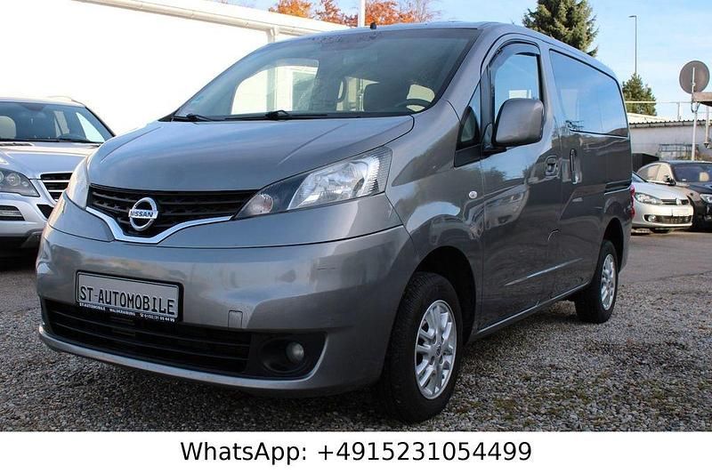 Grau Gebraucht 2014 Nissan Evalia Tekna Van / Kleinbus | 6.750 € (Superpreis) - Bild 1/4