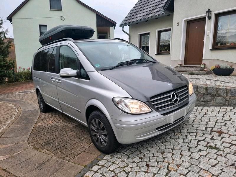 Grau Gebraucht 2004 Mercedes Viano Van / Kleinbus | 6.999 € (Guter Preis) - Bild 1/4