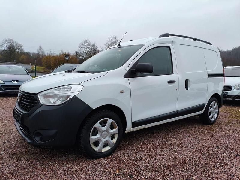 Gebraucht Dacia Dokker Comfort 102 PS (75 kW) 2021 Weiß Van / Kleinbus