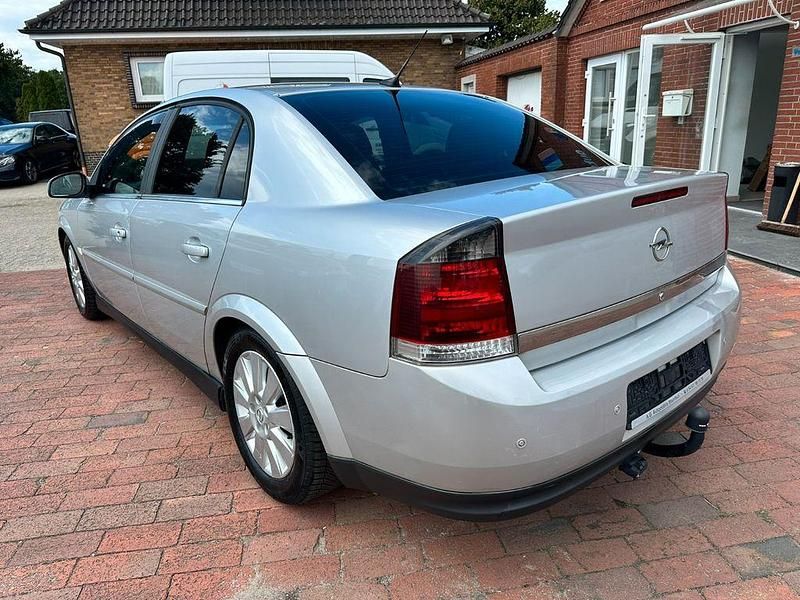 Gebraucht Opel Vectra Elegance 147 PS (108 kW) 2003 Silber Limousine