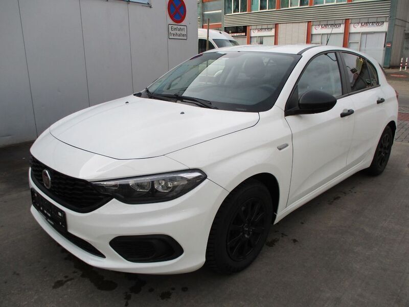 Gebraucht Fiat Tipo Pop 95 PS (69 kW) 2019 Weiß Limousine