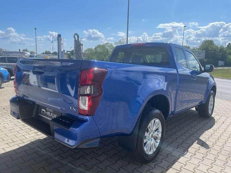 Nowe Isuzu D-Max 163 KM (119 kW) 2025 Niebieski Pickup