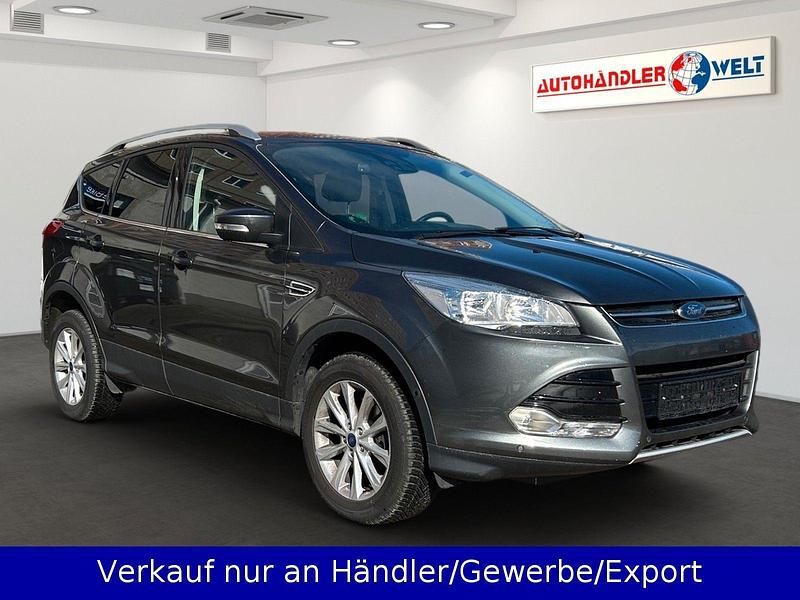 Gebraucht Ford Kuga Titanium 182 PS (133 kW) 2016 Grau SUV