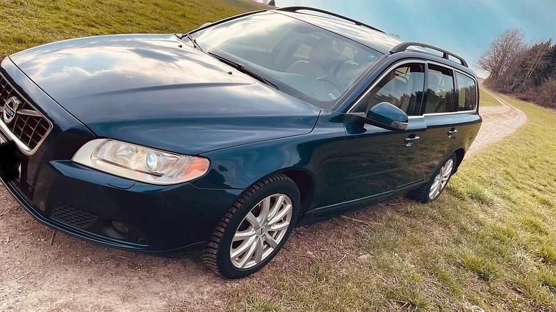 Gebraucht Volvo V70 205 PS (150 kW) 2011 Blau Kombi