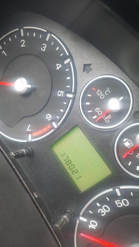 Gebraucht Ford Fusion 80 PS (58 kW) 2011 Blau Kleinwagen