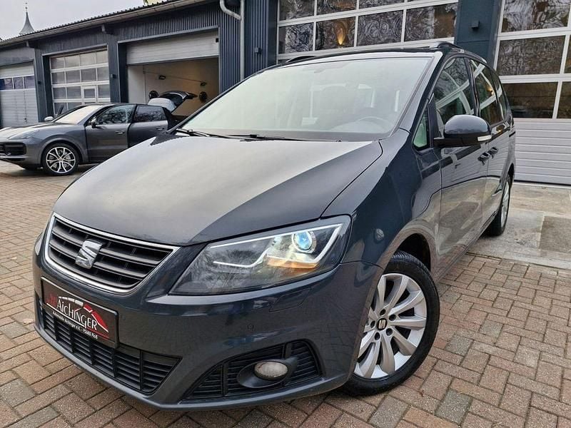 Grau Gebraucht 2018 Seat Alhambra Style Van / Kleinbus | 10.999 € (Superpreis) - Bild 1/4
