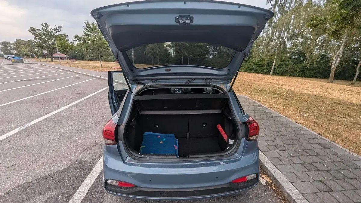 Gebraucht Hyundai i20 YES! 101 PS (74 kW) 2019 Grau Kleinwagen
