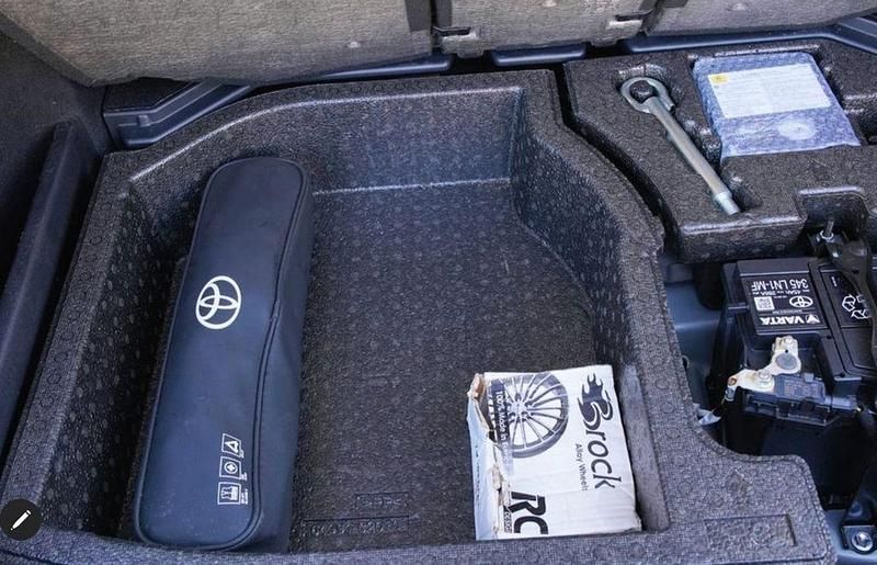 Gebraucht Toyota Corolla Team 184 PS (135 kW) 2022 Silber Limousine