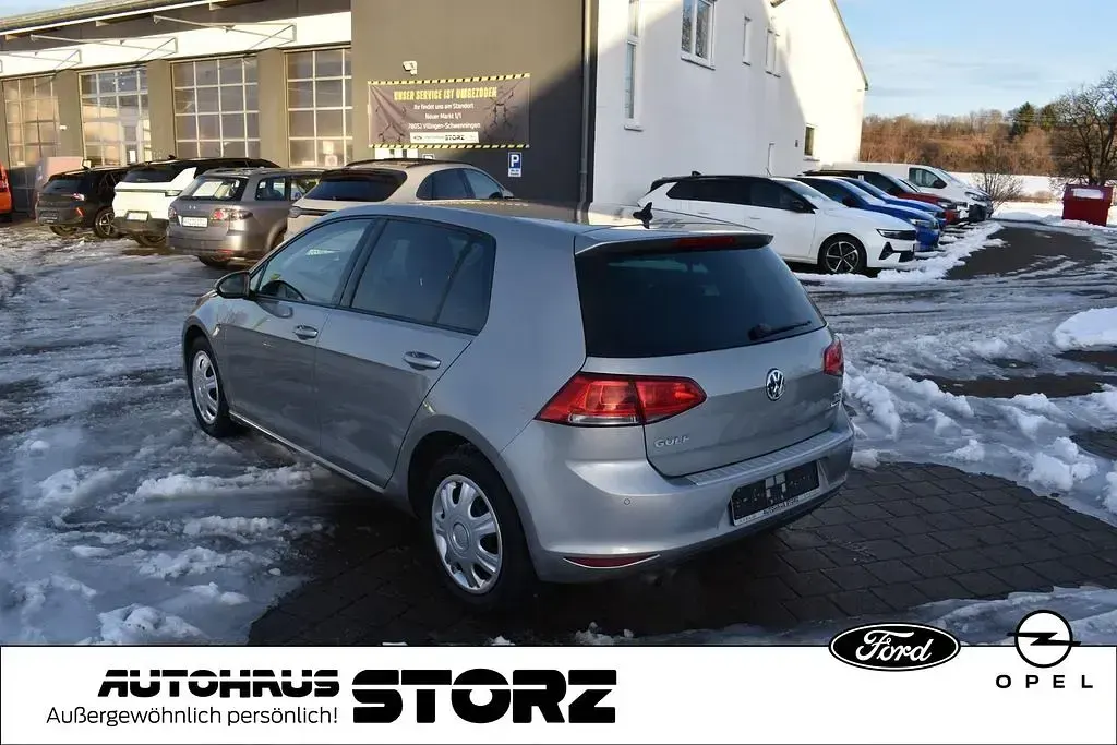 Gebraucht VW Golf VII LOUNGE 125 PS (91 kW) 2016 Silber Limousine