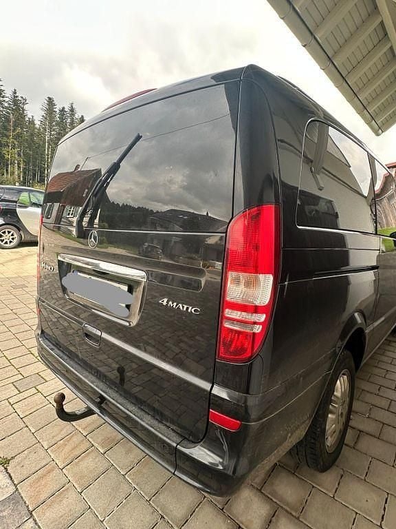 Schwarz Gebraucht 2014 Mercedes Viano Edition Van / Kleinbus | 14.500 € (Superpreis) - Bild 1/4
