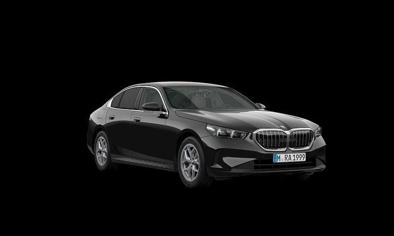 Schwarz Gebraucht 2025 BMW 520 Sport Line Limousine | 43.950 € (Superpreis) - Bild 1/2