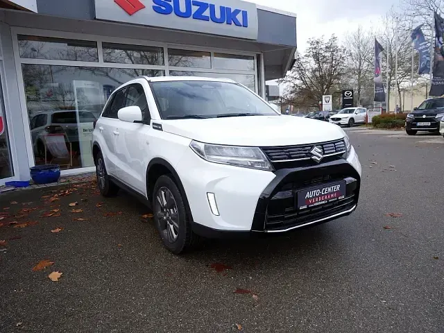 Neu Suzuki Vitara 110 PS (80 kW) 2026 Weiß SUV